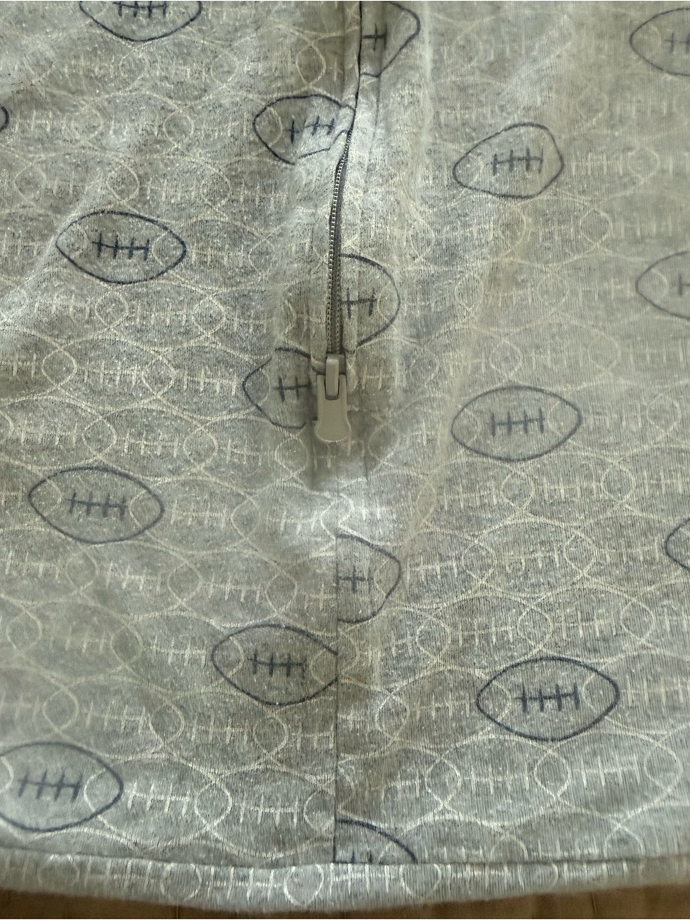 Halo SleepSack Wearable Blanket - Heather Gray with Gold Logo - Picture 5 of 6